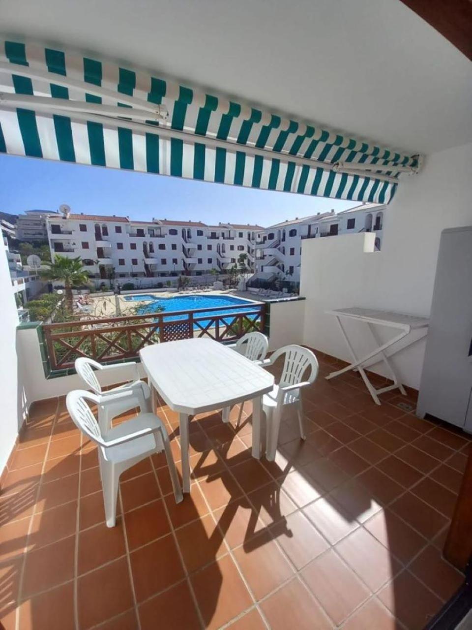Victoria Court 2 - Lovely Apartment 65 Los Cristianos  Exterior foto